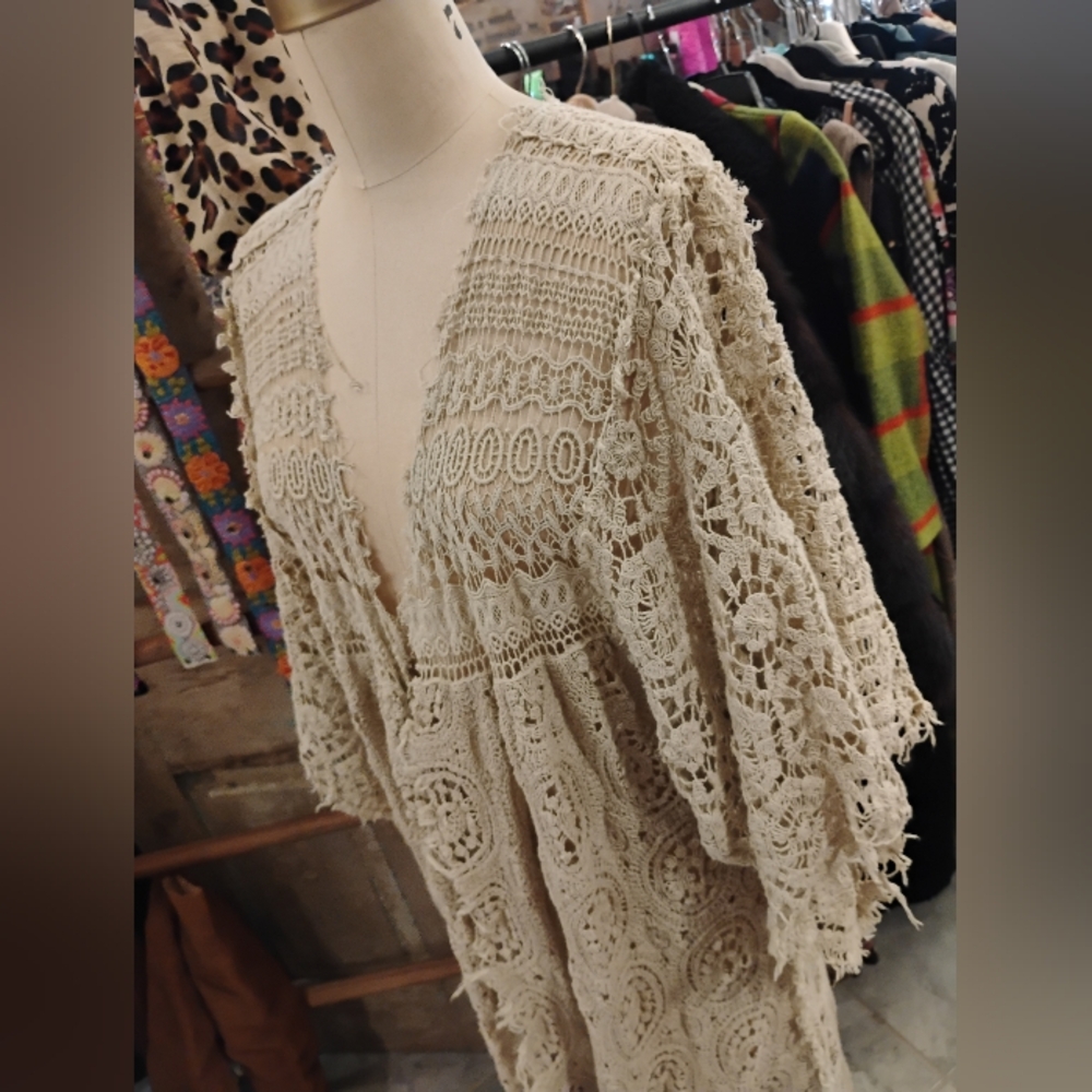 Jaded Gypsy Forever Timeless Crochet Kimono Duster OS NWT - Picture 3 of 15
